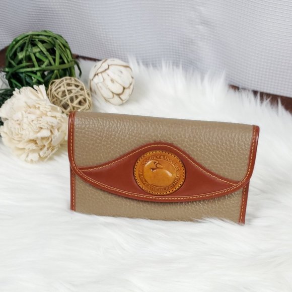 Vintage Dooney & Bourke Tri-fold Wallet